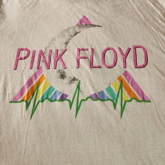 Pink Floyd Cream Colored Crop Top With Graphics Size XXL - Picture 2 of 5